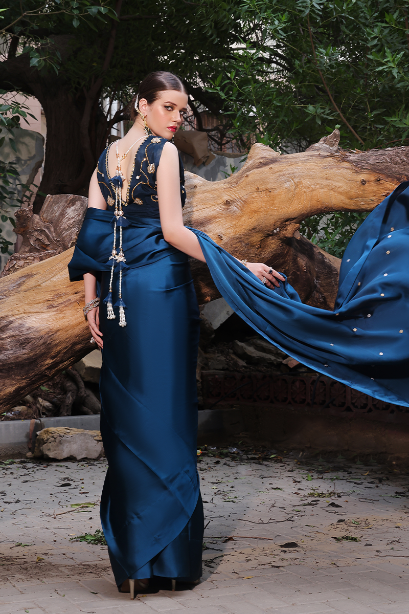 Mona Imran | Dilzaib Formals | Kashmala - House Of Anaya
