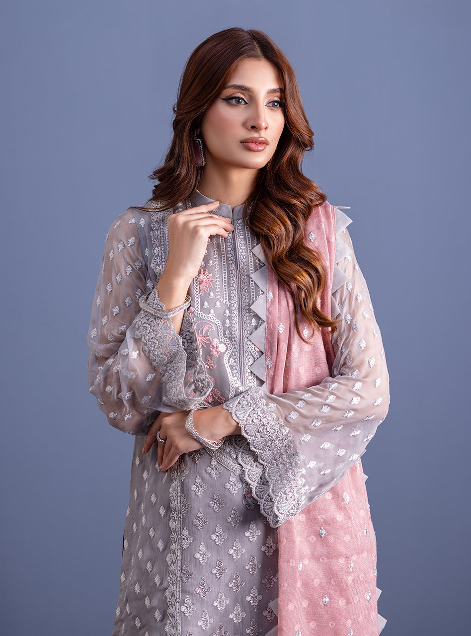 Zainab Chottani | Luxury Pret | ROOP