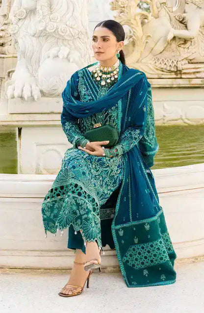 Emaan Adeel | Zimal Luxury Formals 23 | ZM 04 NOORI - House Of Anaya
