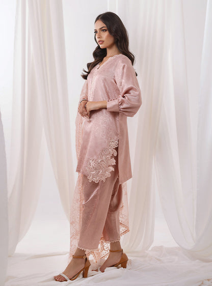 Zainab Chottani | Luxury Pret | ZOBI