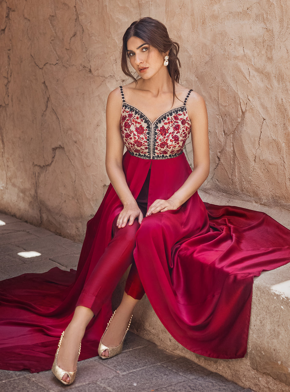 Zainab Chottani | Semi Formals | AINA