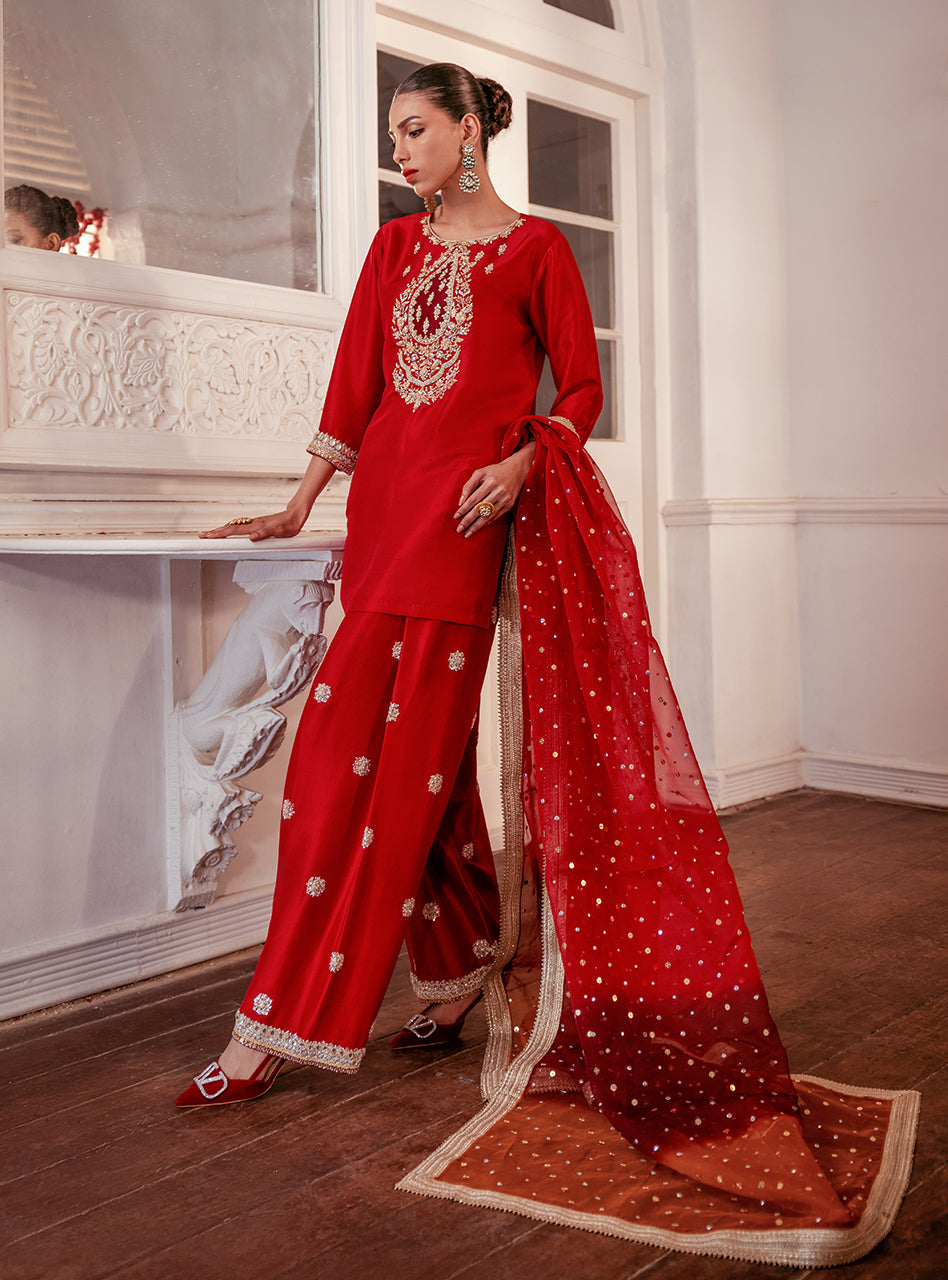 Zainab Chottani | Semi Formals | HAYAM