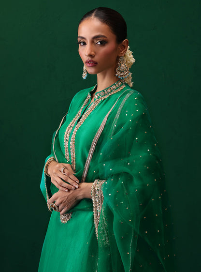 Zainab Chottani | Semi Formals | SHANARA