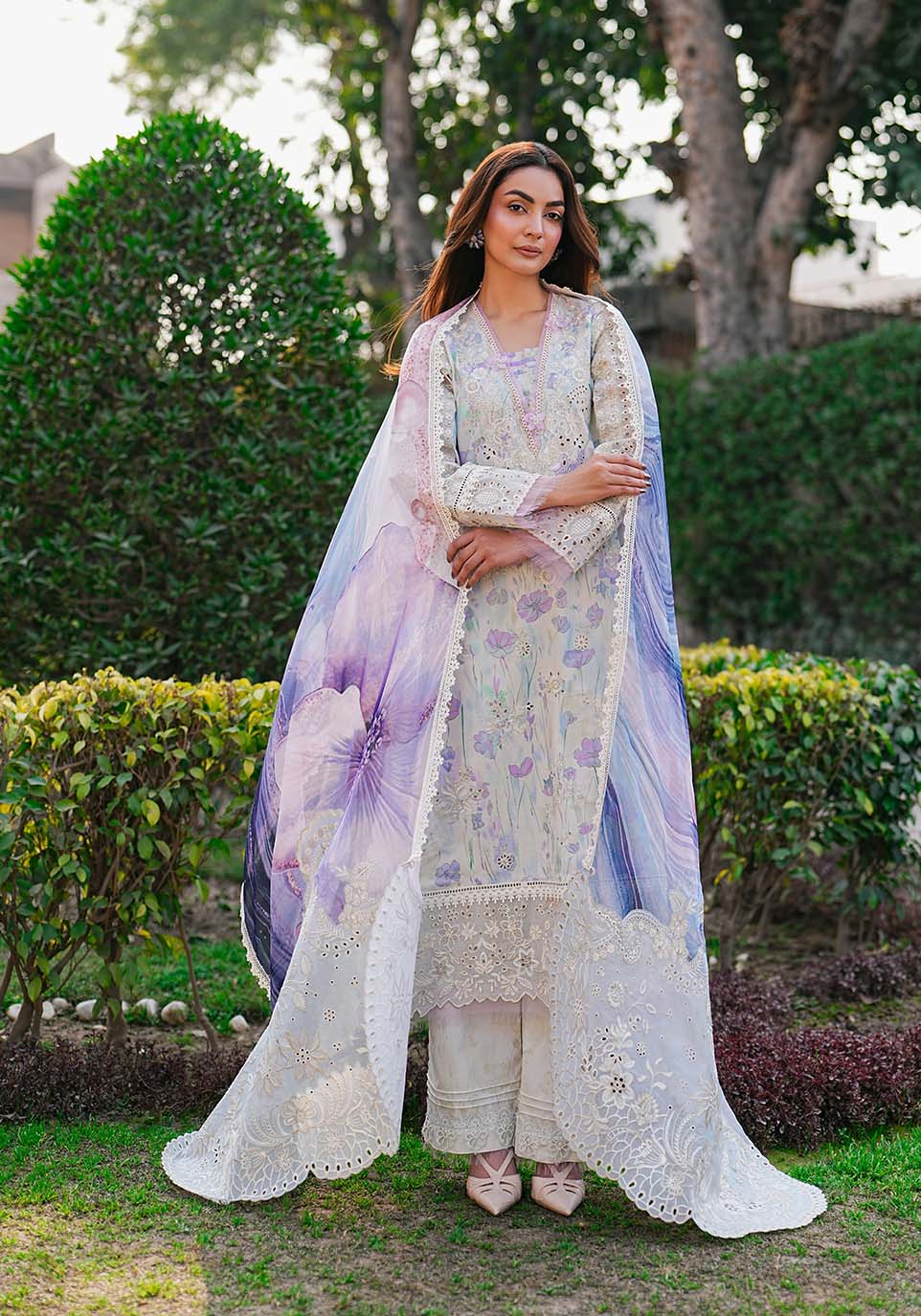 Zarqash | Luxe Lawn 26 | ZQL002