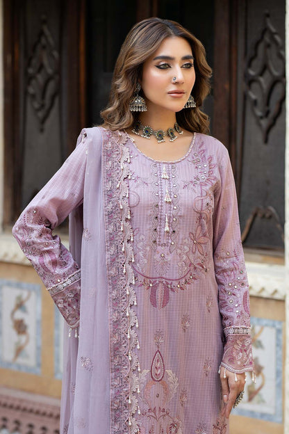 Raeesa Premium | Pankh Luxury Lawn | P -07