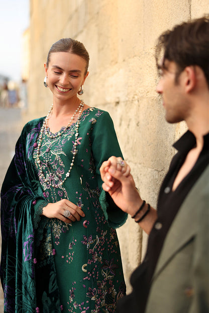 Rangrasiya | Carnation Luxury Shawl Edit | Matcha