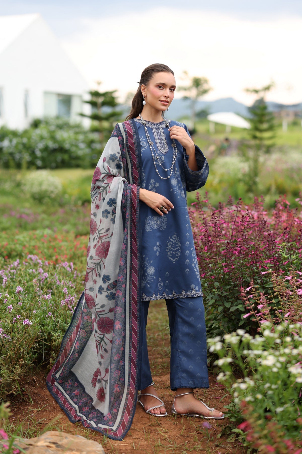 Xenia Formals | Summer Away 25 |BLUETTE