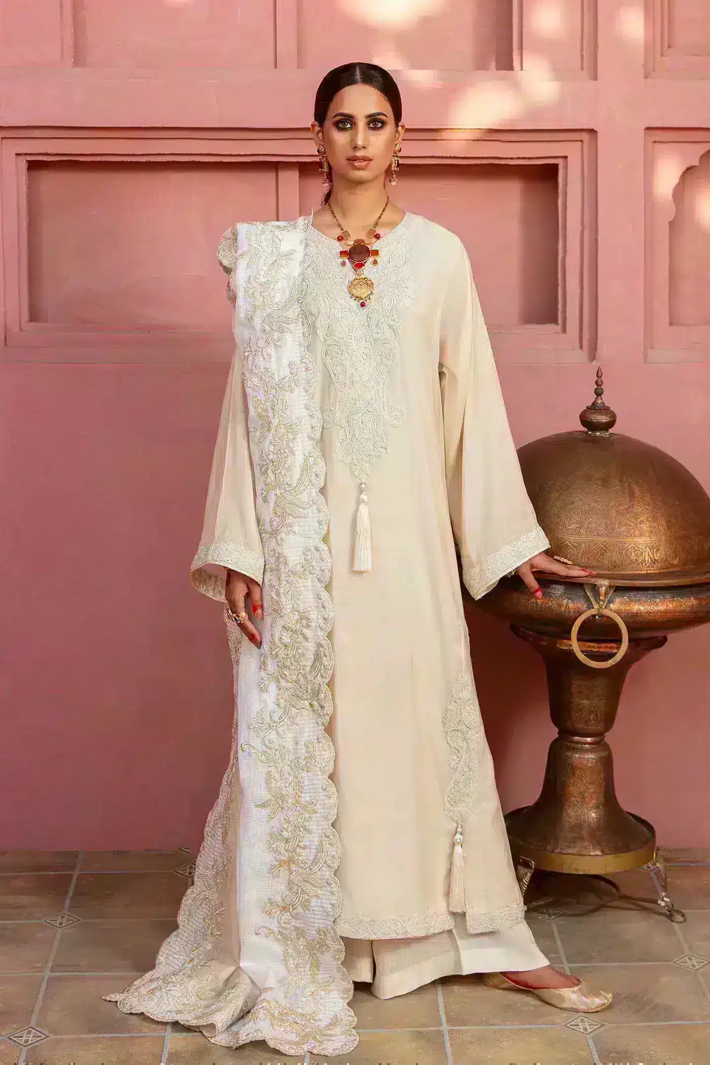 Nilofer Shahid | Nur e Subh Formals | Naz - House Of Anaya