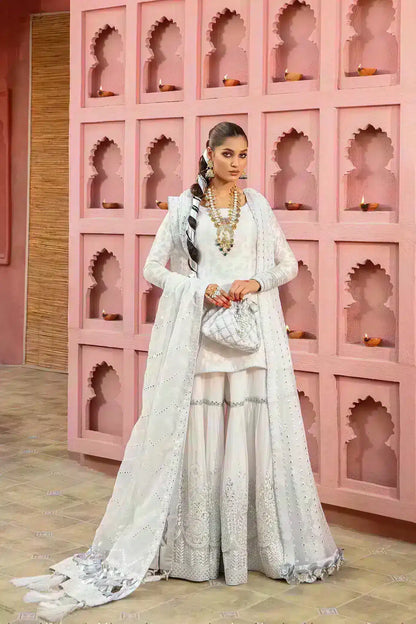 Nilofer Shahid | Nur e Subh Formals | Chandni - House Of Anaya