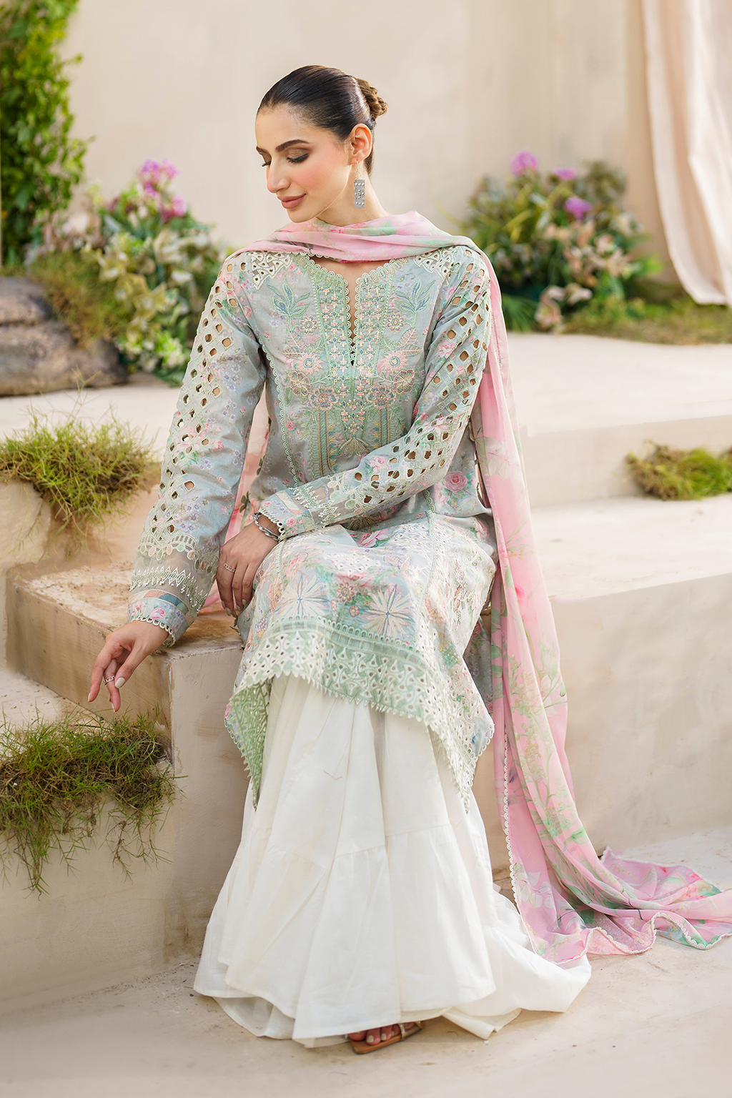 Iznik | Festive lawn 24 | SFL-07