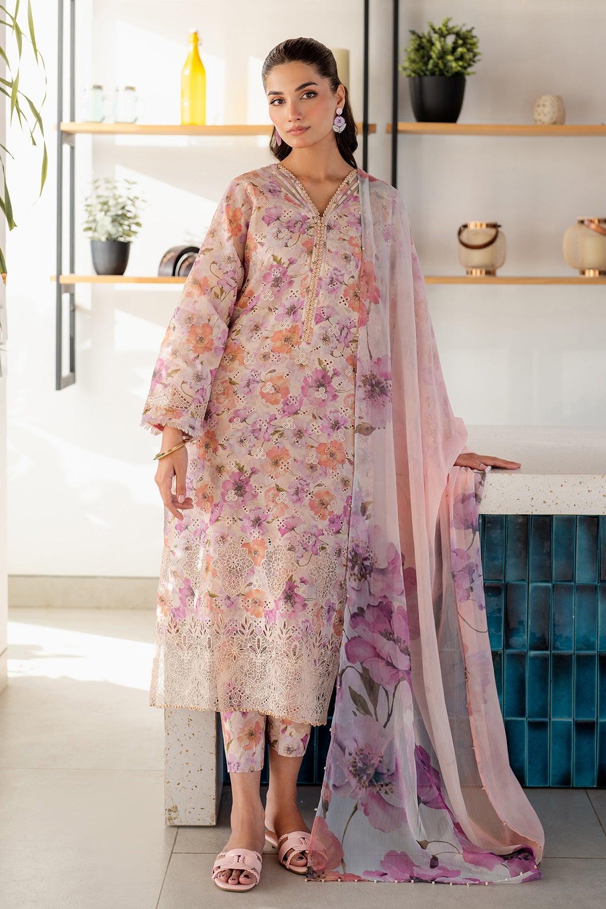 Baroque | Embroidered Lawn | SF-4099