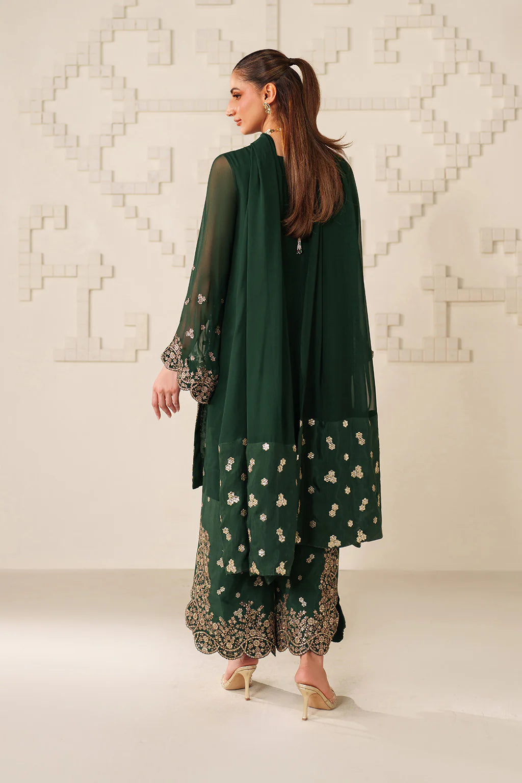 Iznik | Festive Formals | UE-619 Embroidered Chiffon