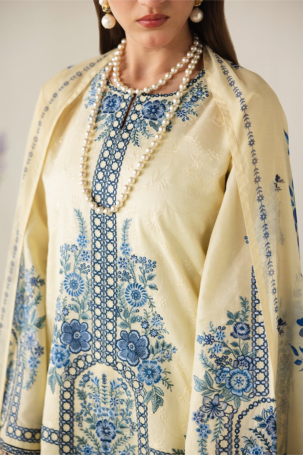 Baroque | Embroidered Lawn | SF-4432