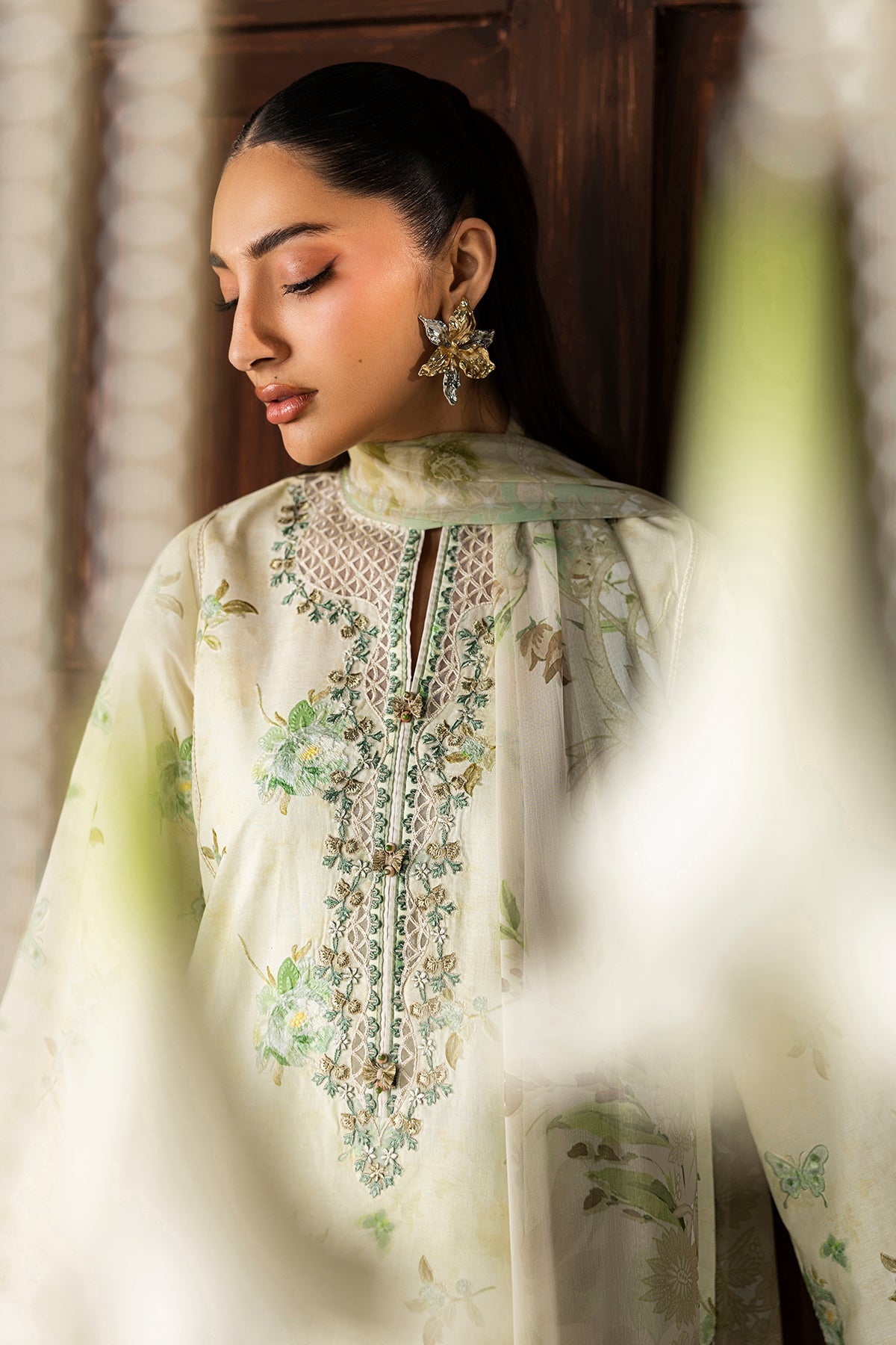 Baroque | Embroidered Lawn | SF-4420