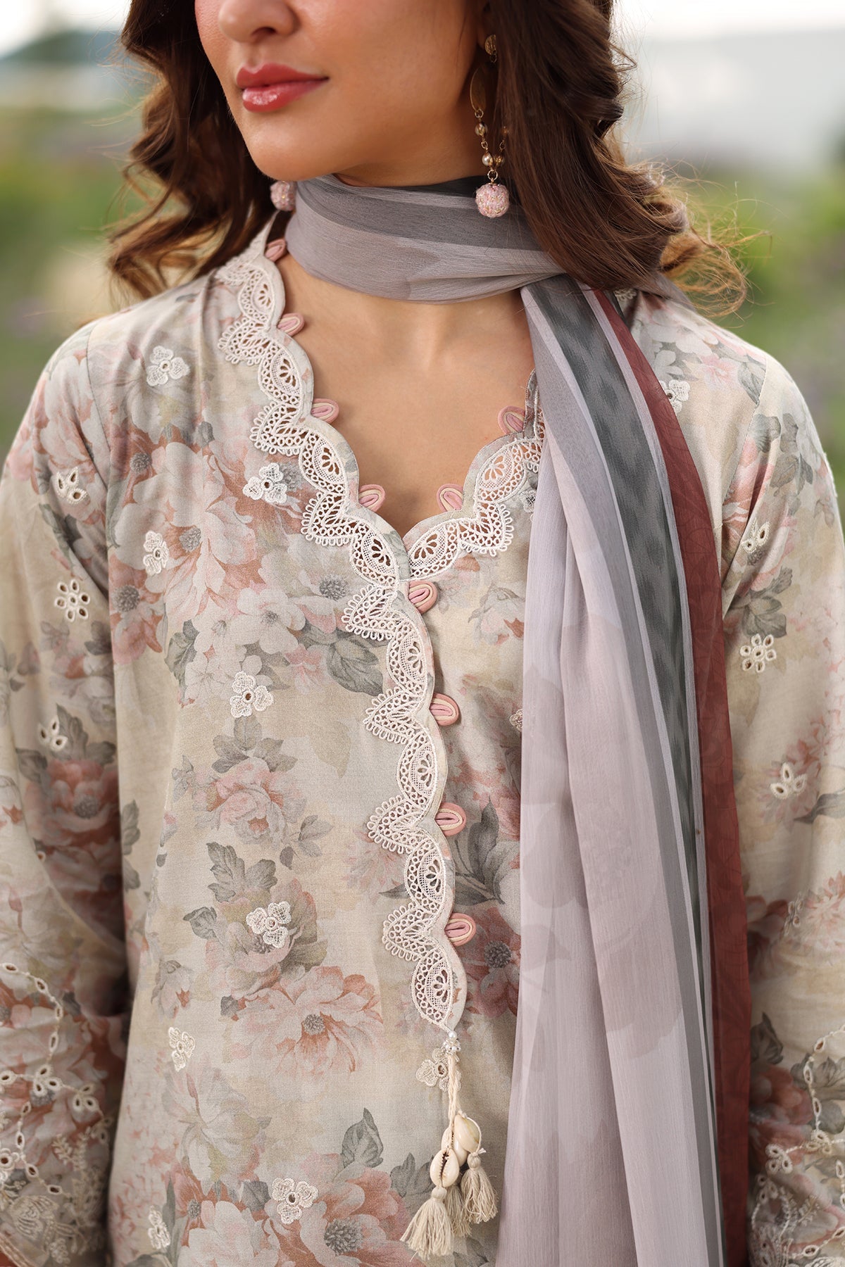 Baroque | Embroidered Lawn | SF-4225