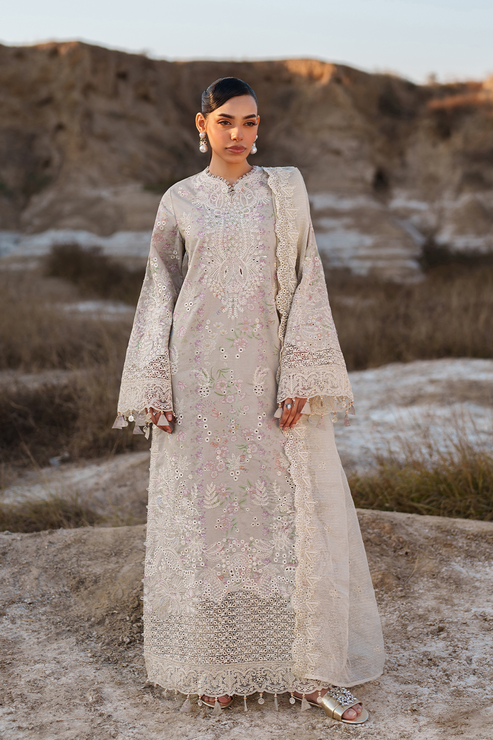 Emaan adeel | Sunlit Groove Luxury Lawn 26 | MEHVES