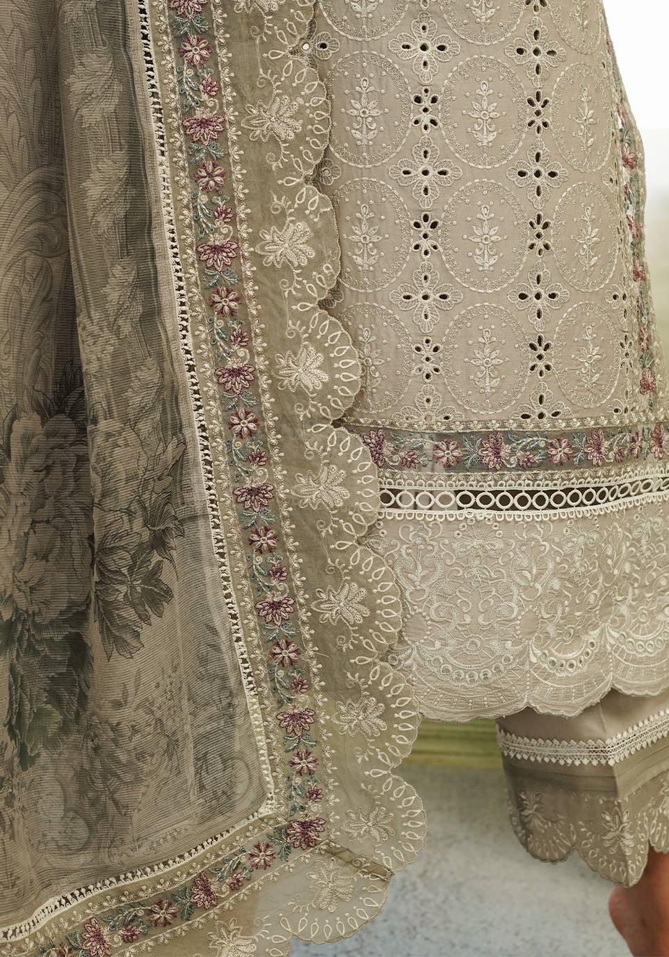 Zarqash | Tresor Luxury Lawn 24 | ZQT 002 ROSEMARY - House Of Anaya