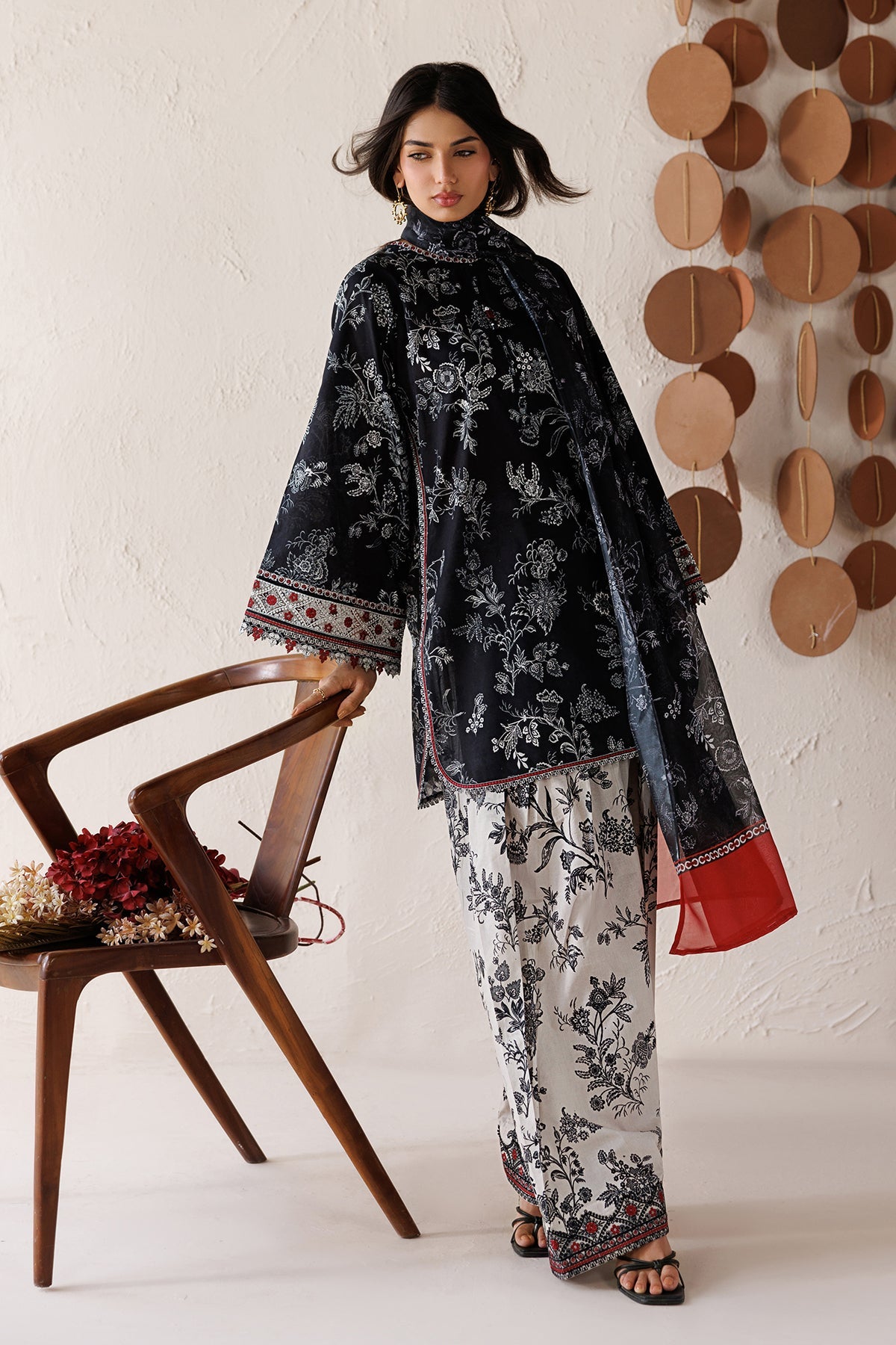 Baroque | Embroidered Lawn | SF-4514