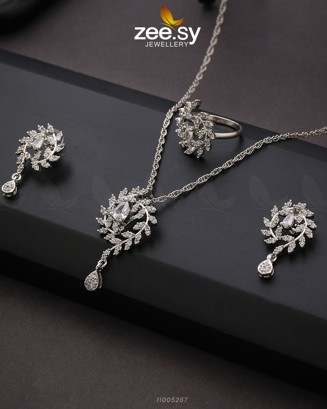 Pendant-0100 - Libasekhas