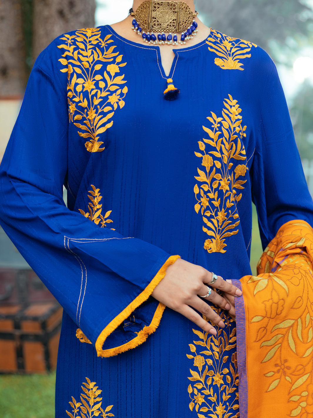Almirah | Luxury Edit | AWP-3PS-534