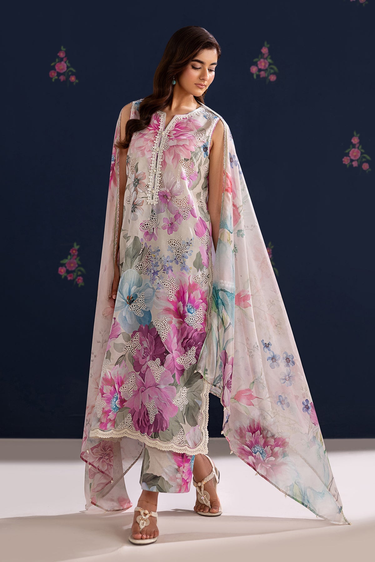 Baroque | Embroidered Lawn | SF-4458