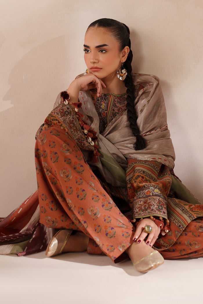 Baroque | Luxury Pret 25 | UF-4293