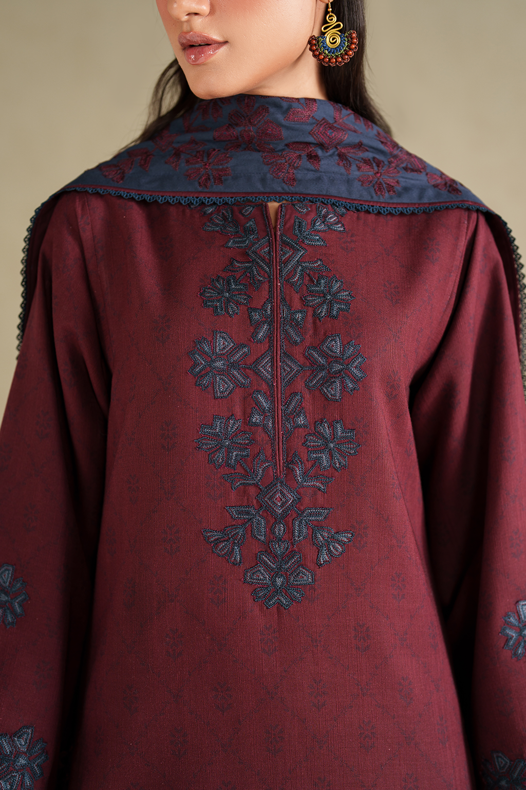 Iznik | Winter Chapter 25 | UE-592 Printed Khaddar
