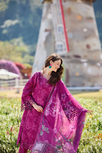 Farasha | Printed Essentials’26 | Meadow Arc