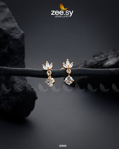 Tiny Leaf Earrings - Libasekhas