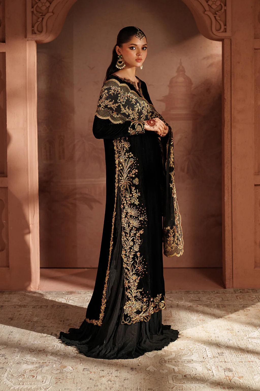 IZNIK | Raagni Velvet Formals | IV-62 Embroidered Velvet