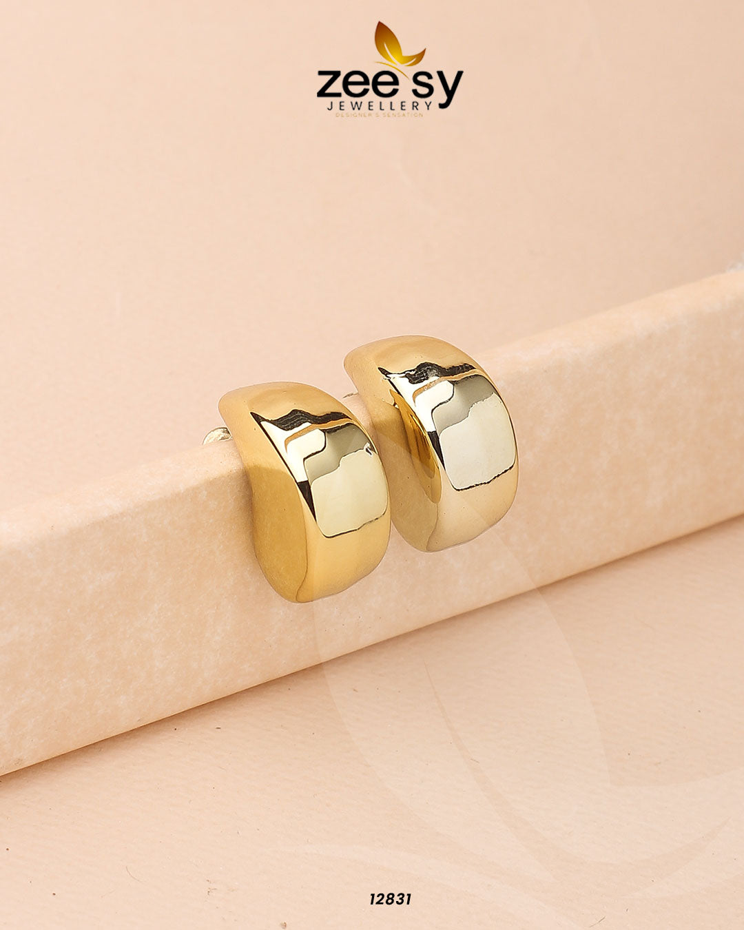 Crescent Hoop Earrings - Libasekhas