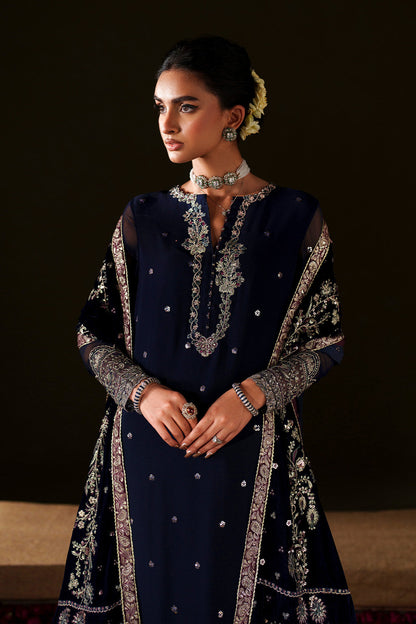 Iznik | Velvet 25 | IV-76 Embroidered Velvet