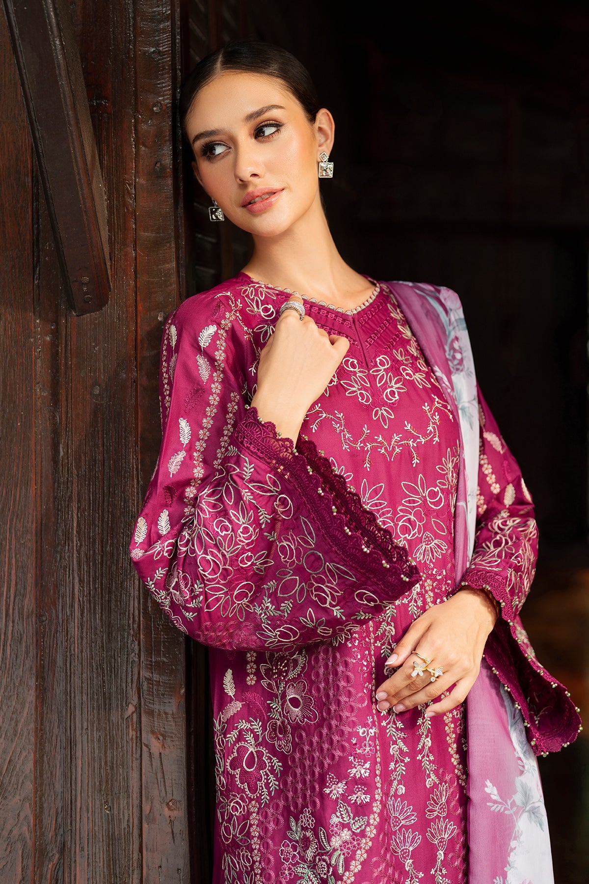 Baroque | Embroidered Lawn | SF-4263