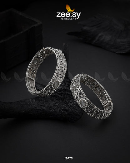 Hyderabadi Kara Bangles - Libasekhas