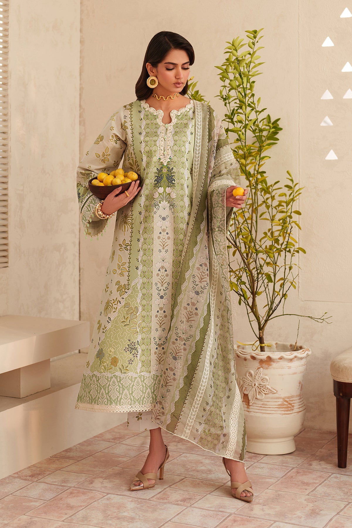 Baroque | Embroidered Lawn | SF-4406
