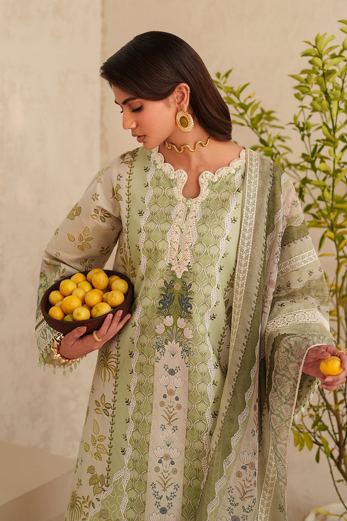 Baroque | Embroidered Lawn | SF-4406