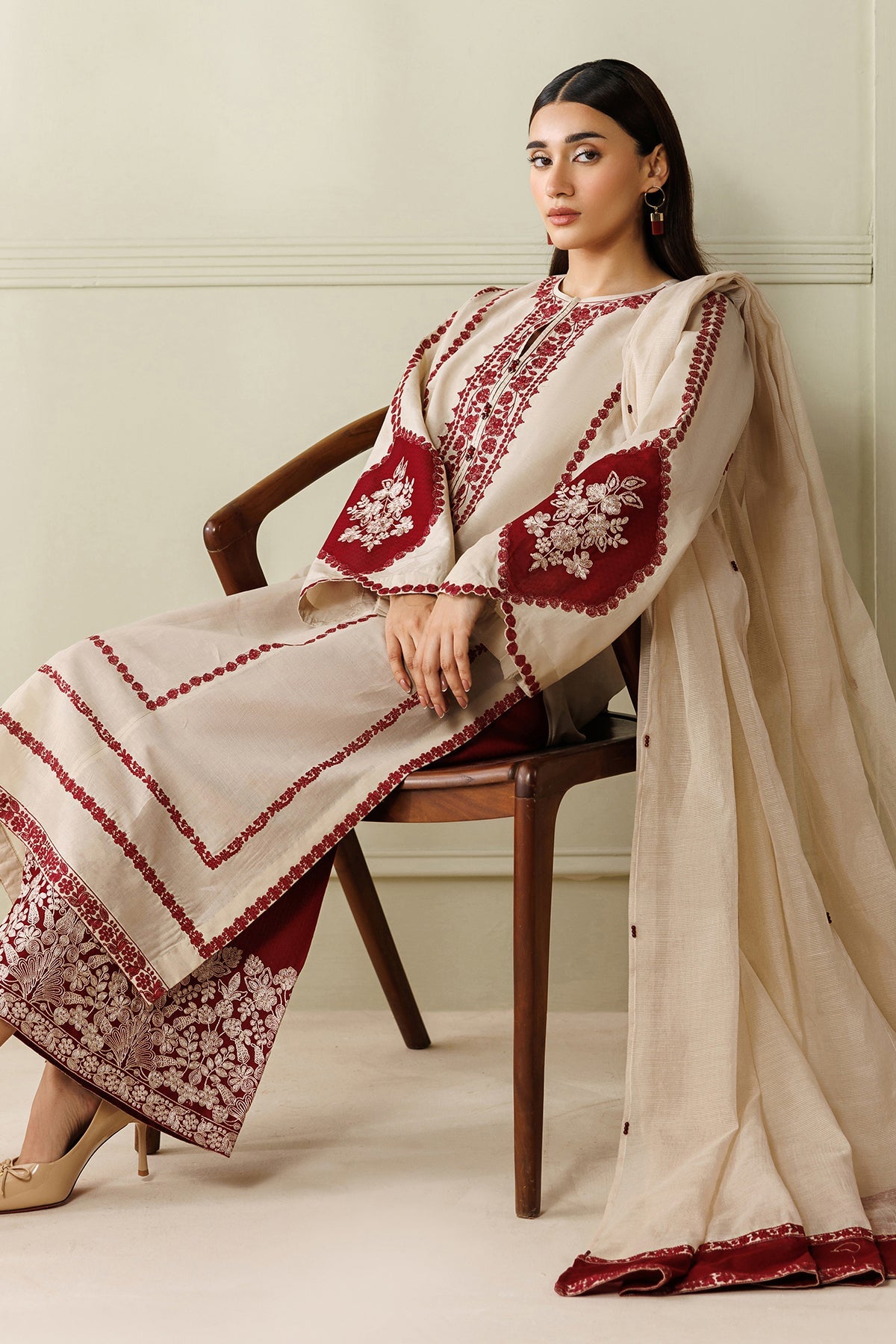 Baroque | Embroidered Lawn | SF-4421