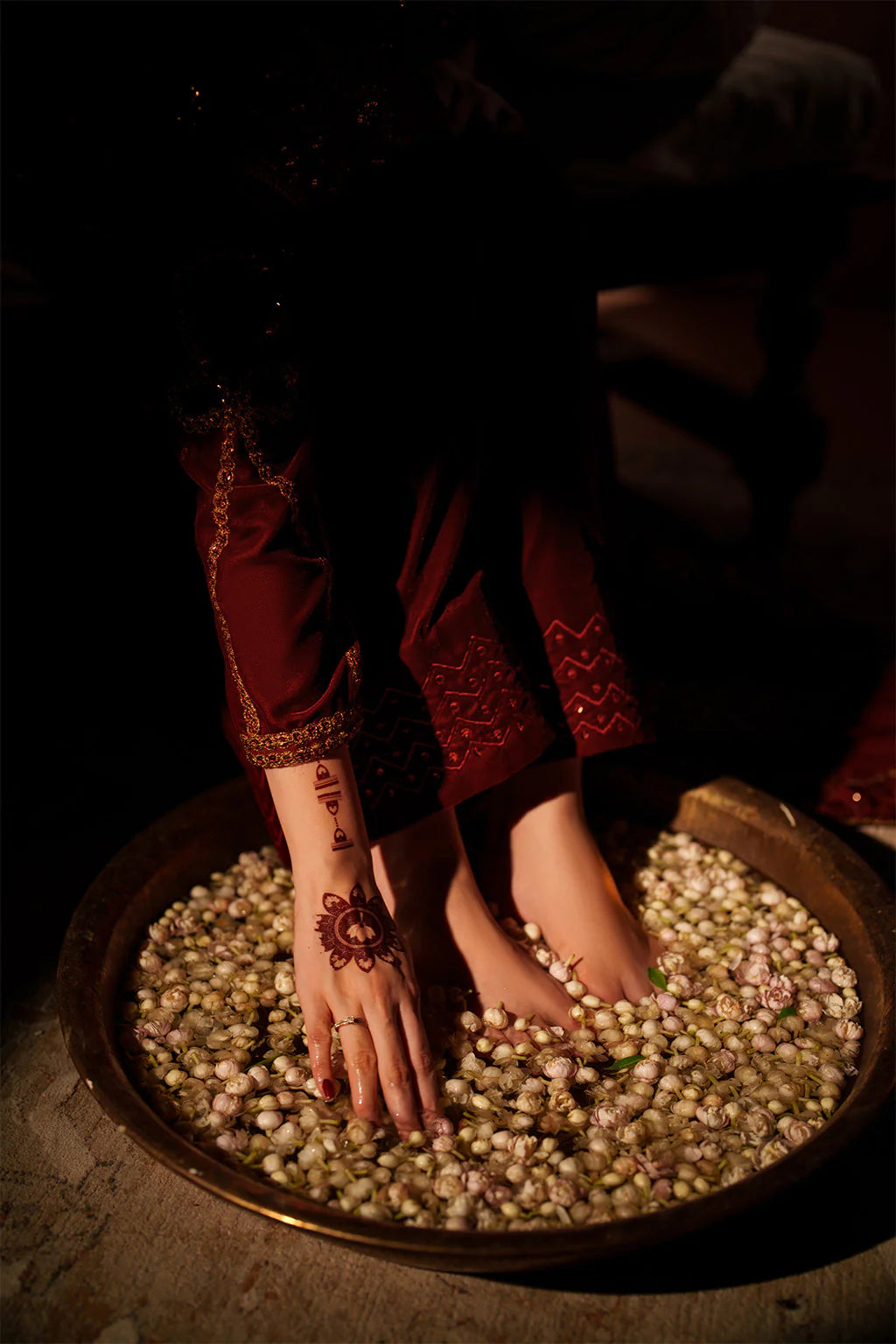 IZNIK | Raagni Velvet Formals | IV-58 Embroidered Velvet