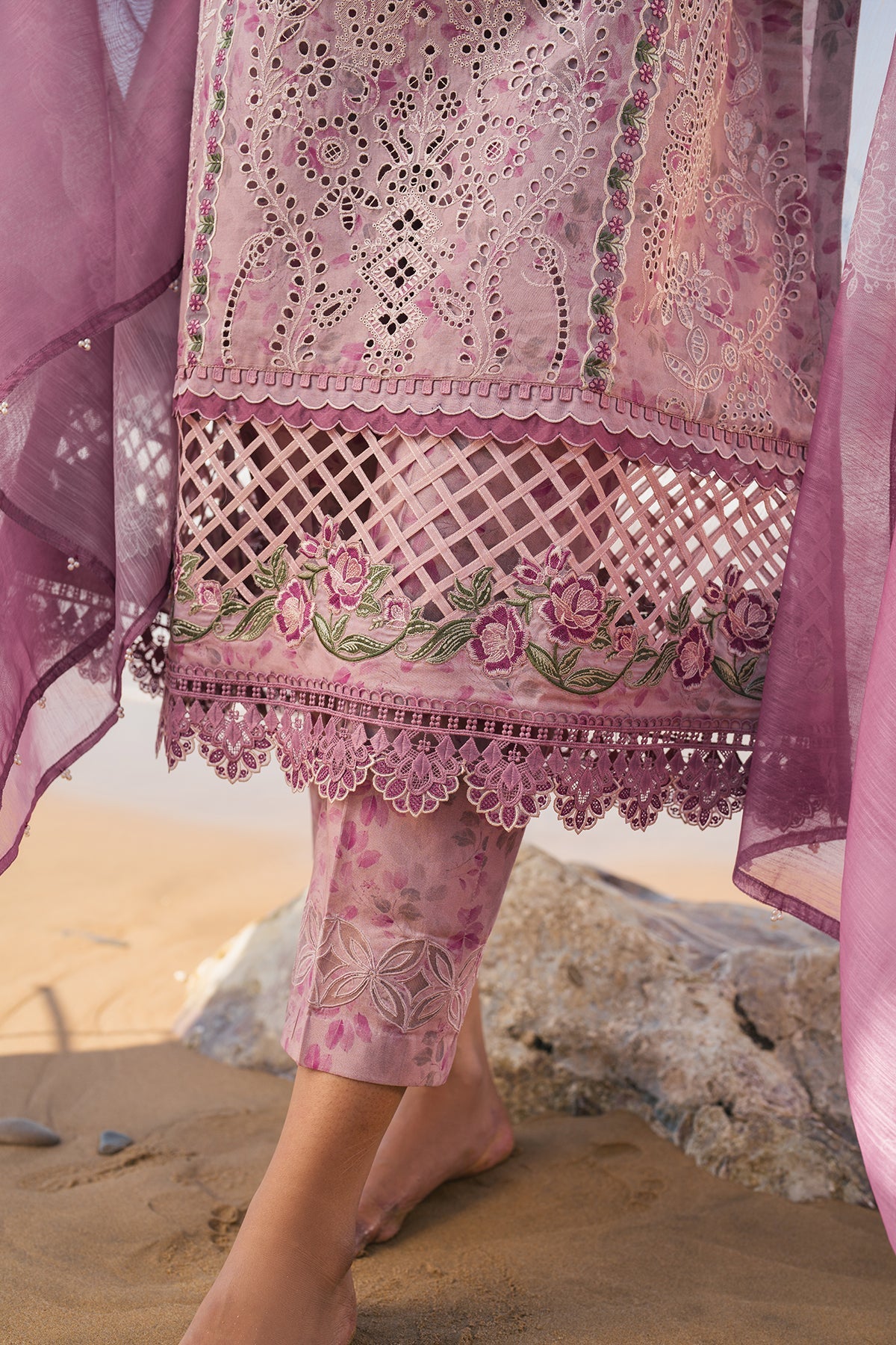 Baroque | Embroidered Lawn | SF-4114