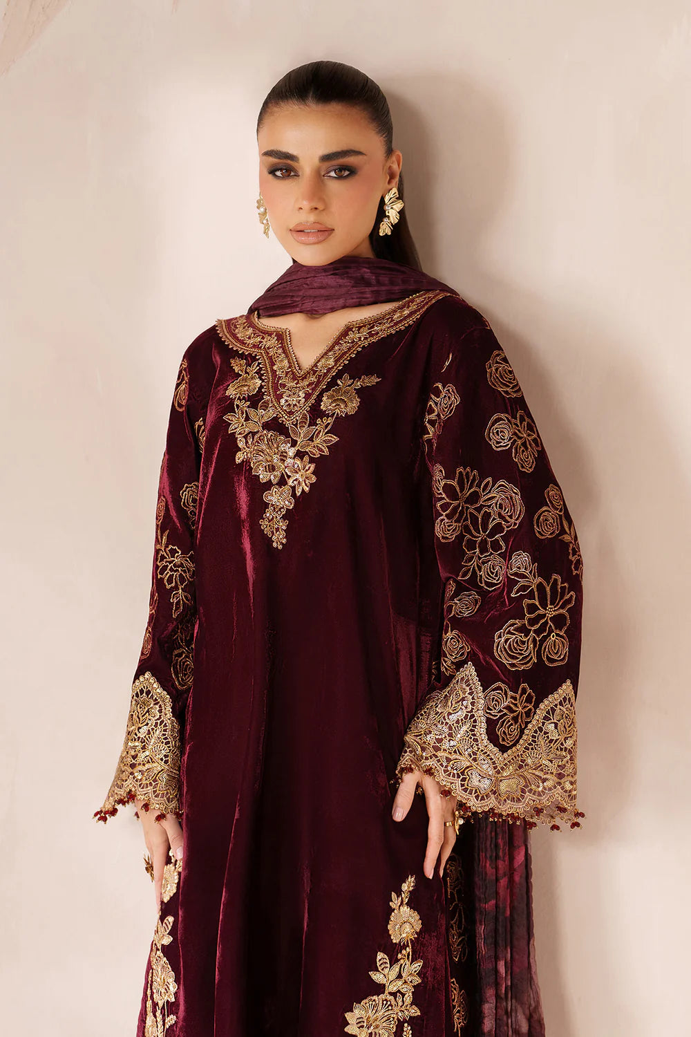 Baroque | EMBROIDERED VELVET | PR-1201