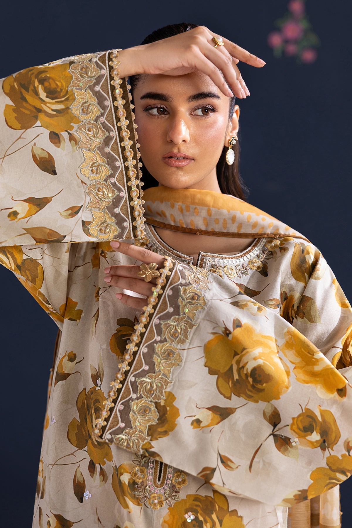 Baroque | Embroidered Lawn | SF-4462