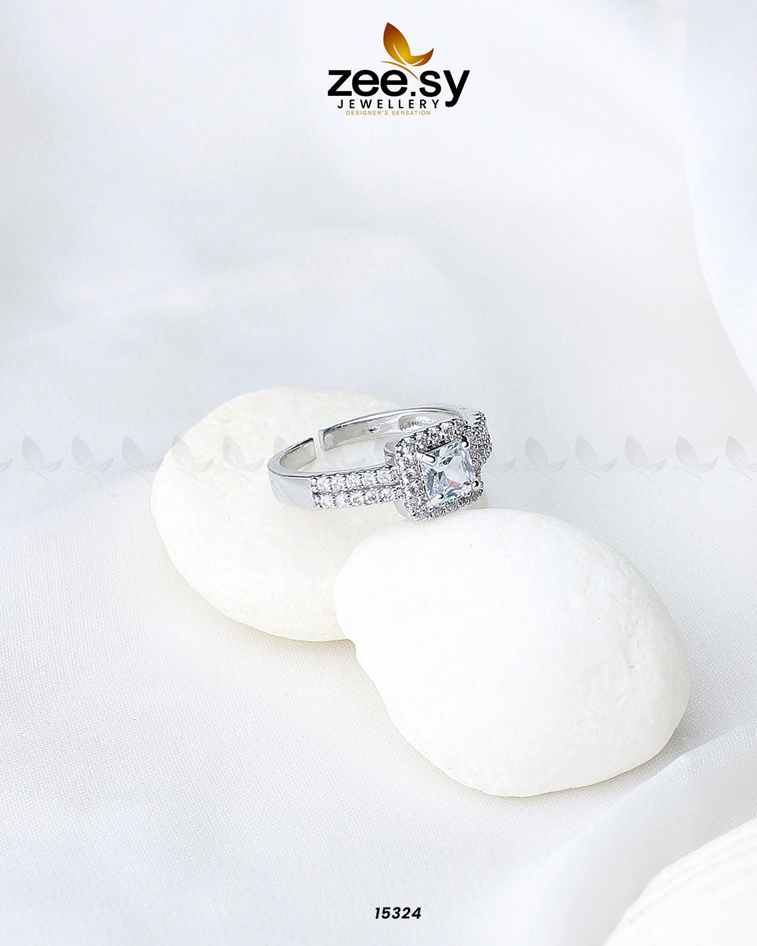 Lavish Zircon Ring - Libasekhas