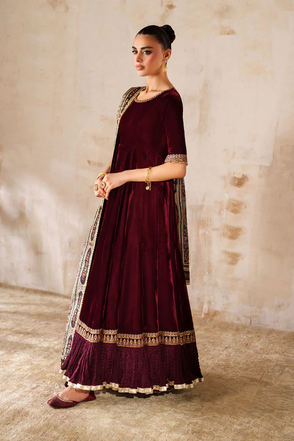 Baroque | EMBROIDERED VELVET | PR-1207