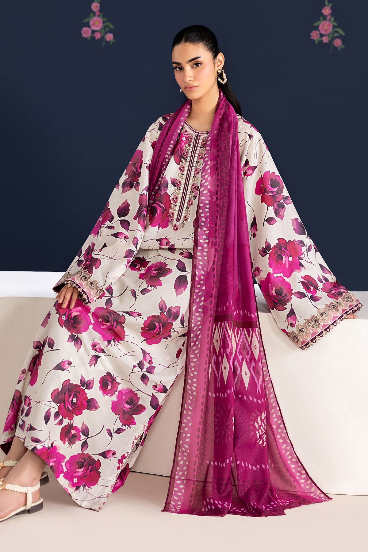 Baroque | Embroidered Lawn | SF-4463