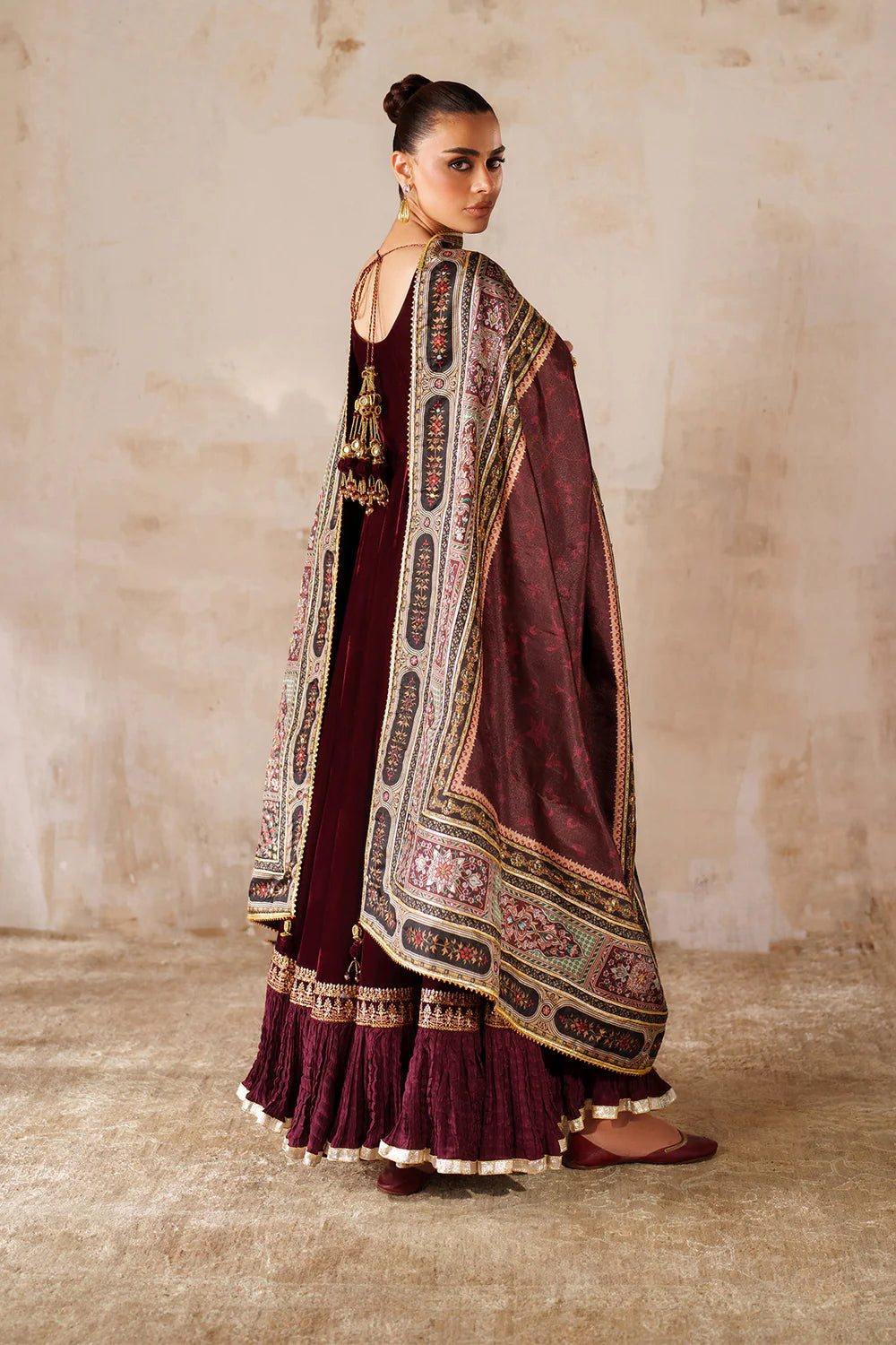 Baroque | EMBROIDERED VELVET | PR-1207