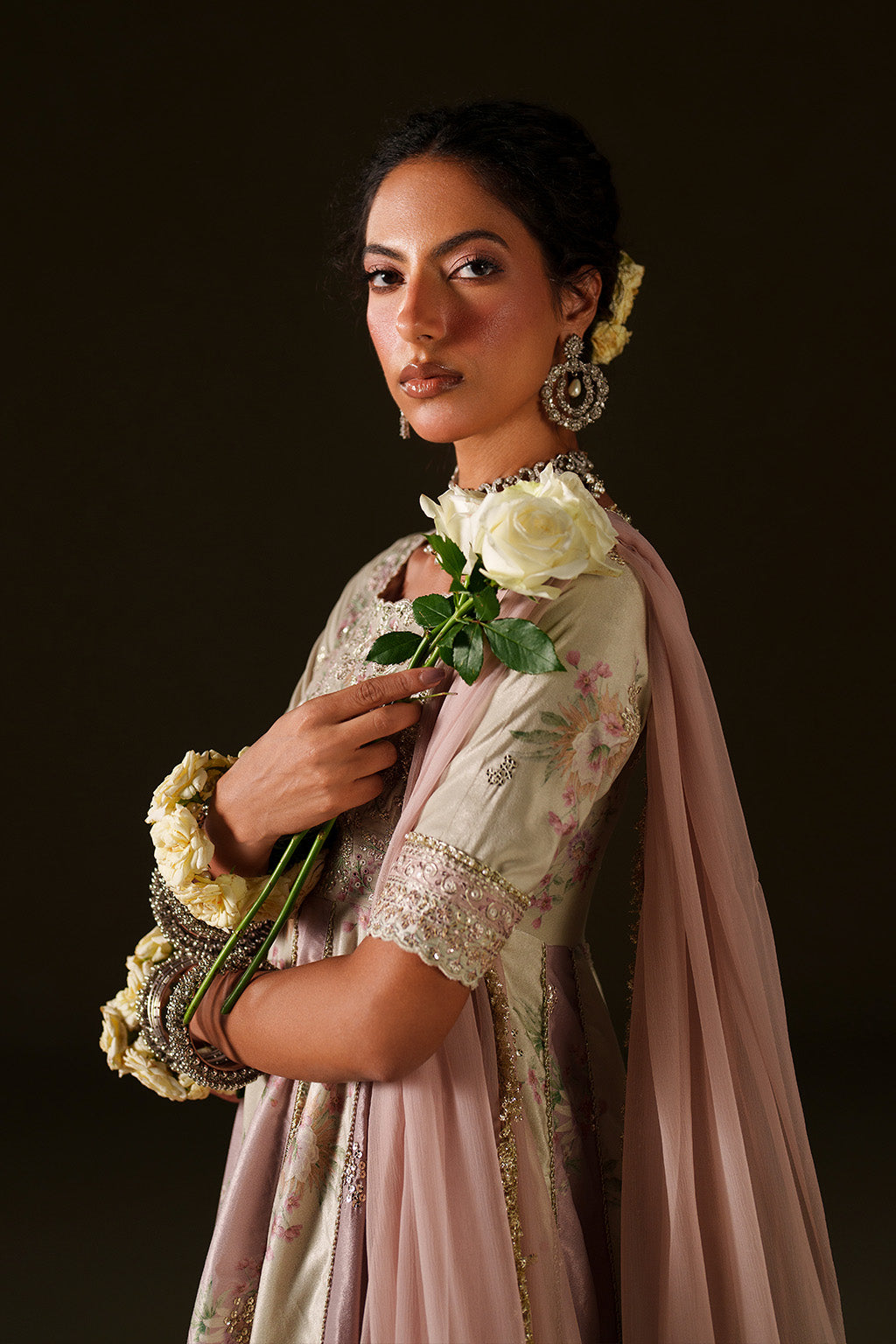 Iznik | Velvet 25 | IV-77 Embroidered Velvet