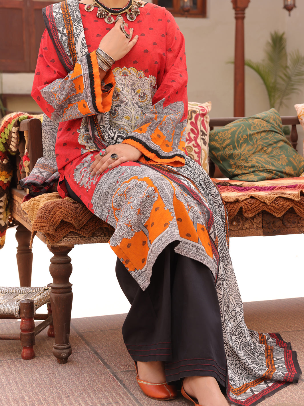 Almirah | Luxury Edit | ALP-3PS-1611