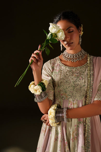 Iznik | Velvet 25 | IV-77 Embroidered Velvet