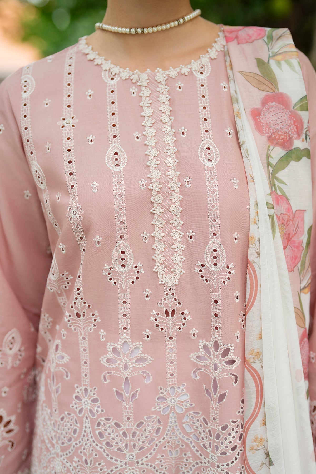 Baroque | Embroidered Lawn | SF-4264