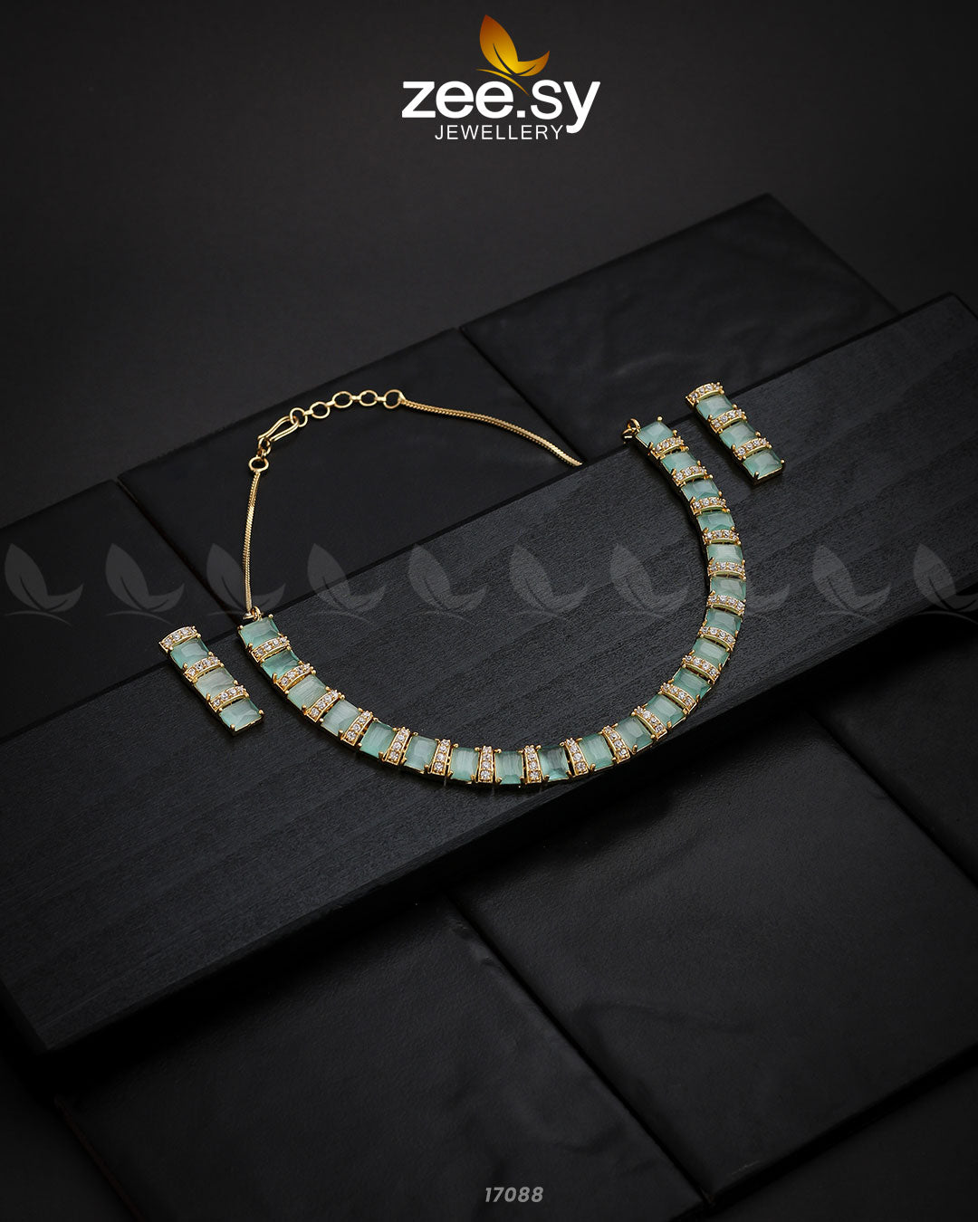 Shimmering Necklace - Libasekhas
